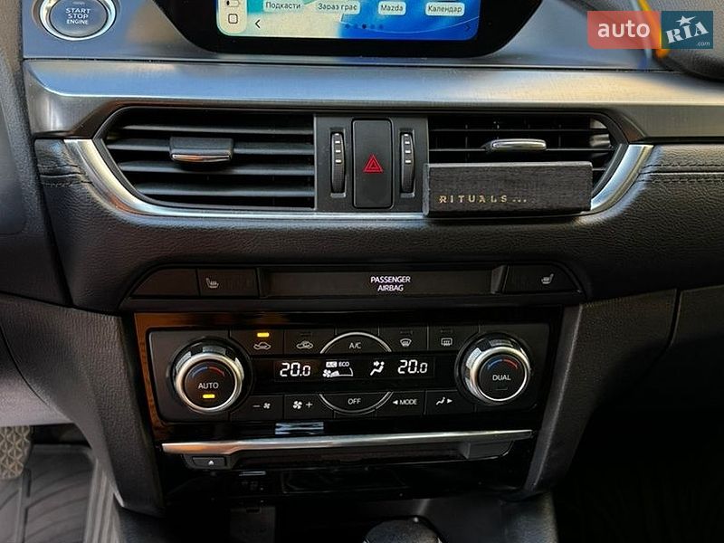 Седан Mazda 6 2015 в Киеве