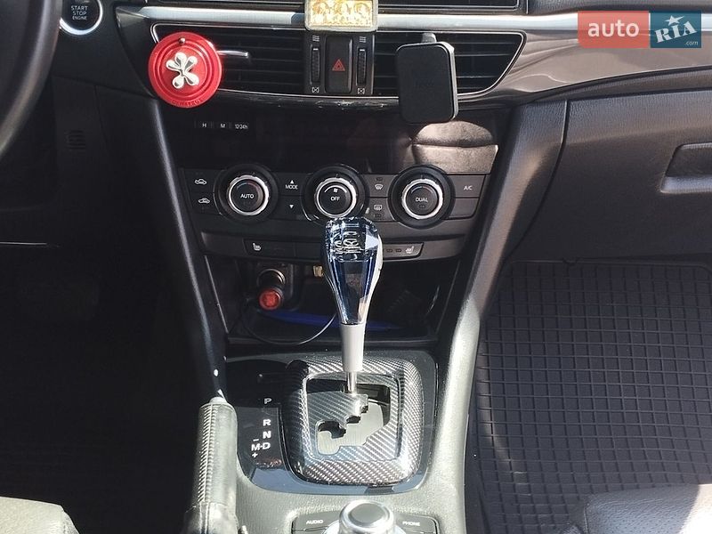 Седан Mazda 6 2013 в Кривом Роге