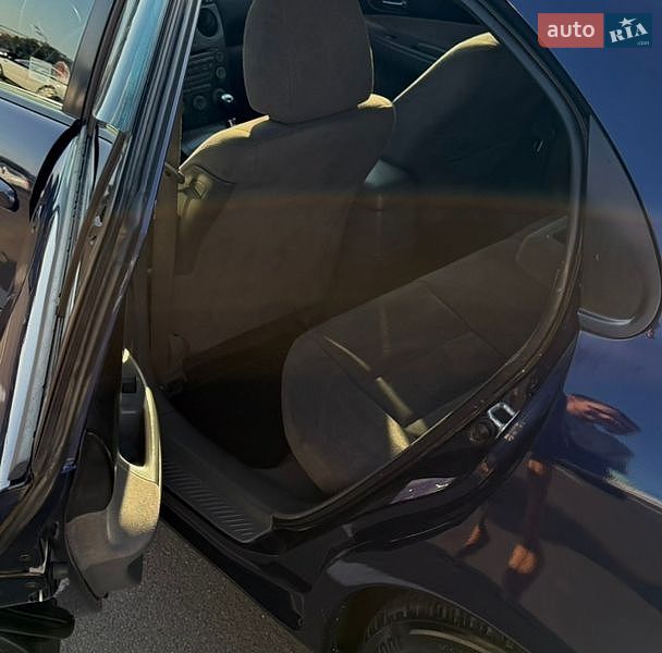 Лифтбек Mazda 6 2002 в Одессе