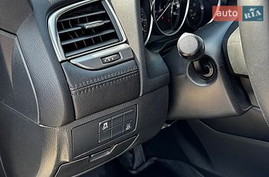 Седан Mazda 6 2016 в Чернівцях