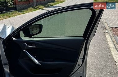 Седан Mazda 6 2016 в Чернівцях