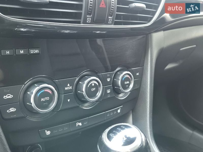 Універсал Mazda 6 2014 в Житомирі