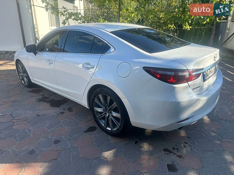 Седан Mazda 6 2018 в Львове