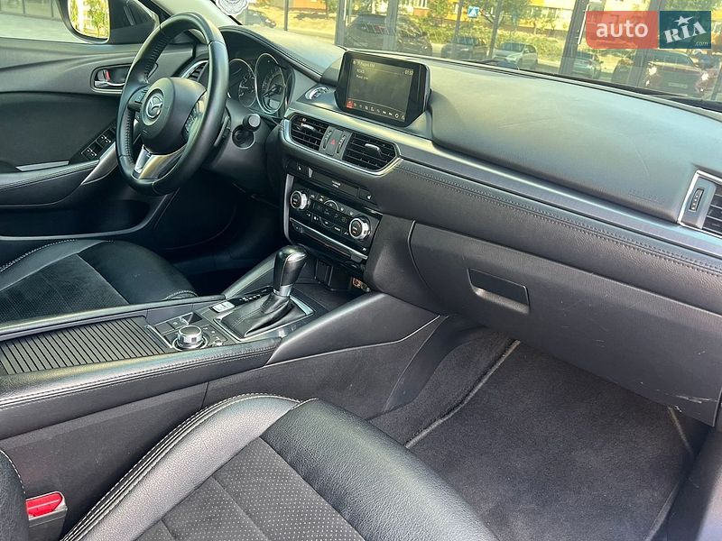 Седан Mazda 6 2015 в Дніпрі