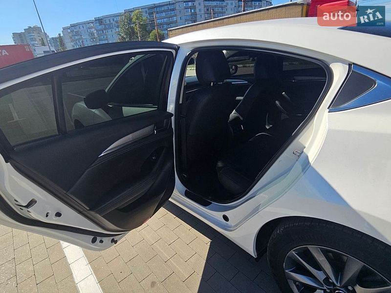 Седан Mazda 6 2018 в Сумах