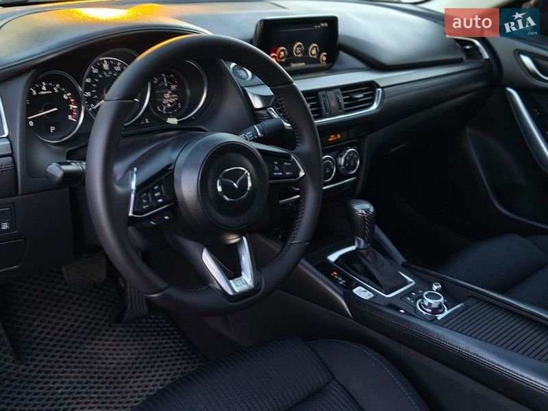 Седан Mazda 6 2016 в Полтаві