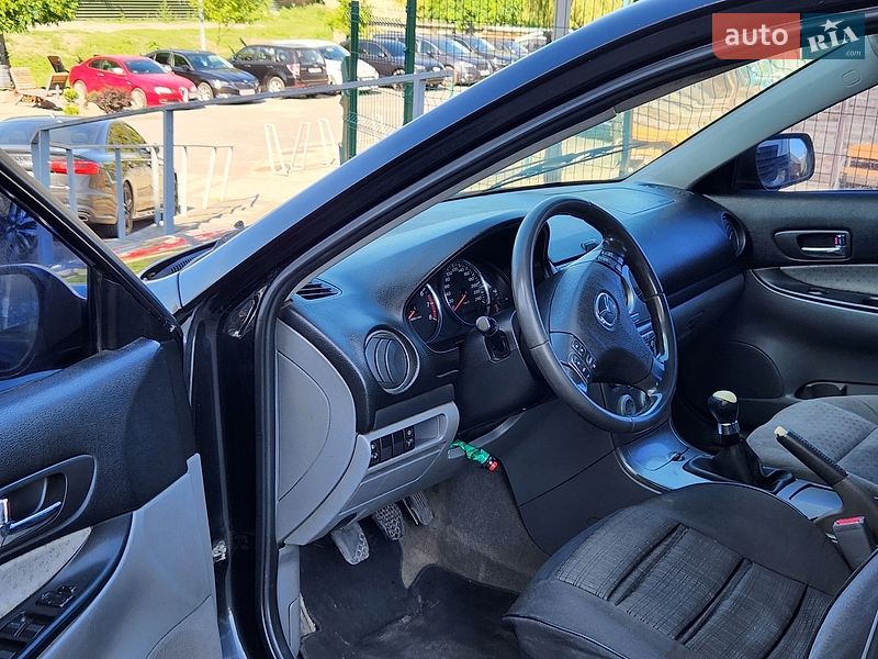 Седан Mazda 6 2005 в Луцьку