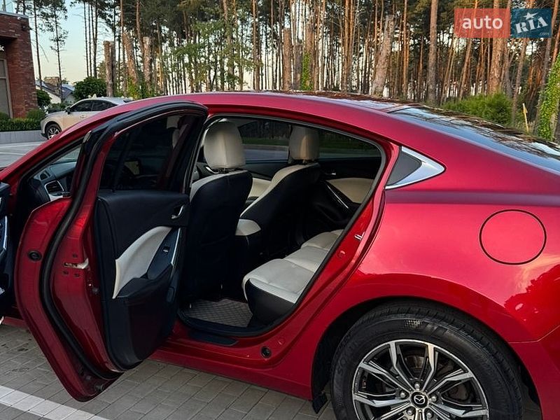 Седан Mazda 6 2017 в Буче