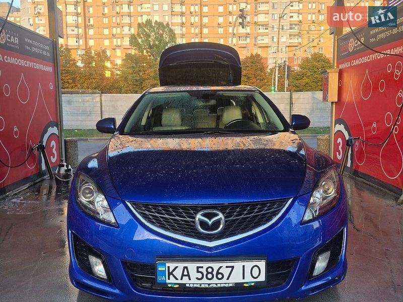 Лифтбек Mazda 6 2008 в Киеве