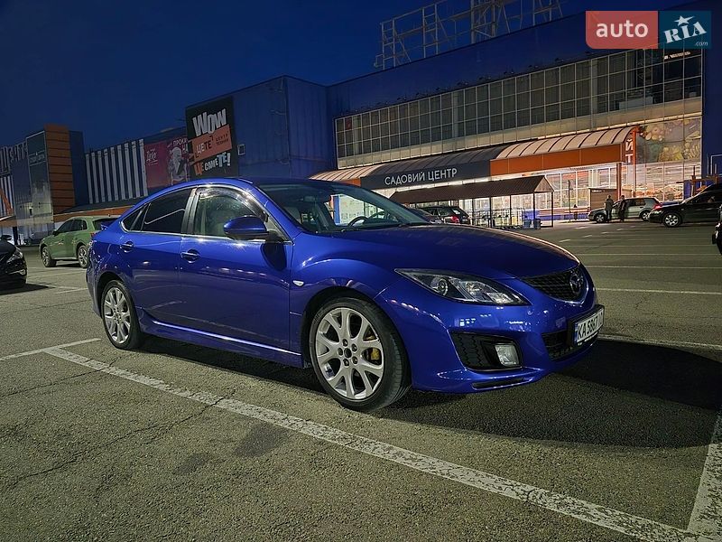 Лифтбек Mazda 6 2008 в Киеве