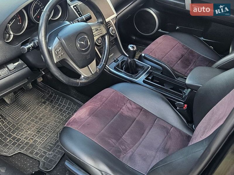 Седан Mazda 6 2008 в Рава-Руській