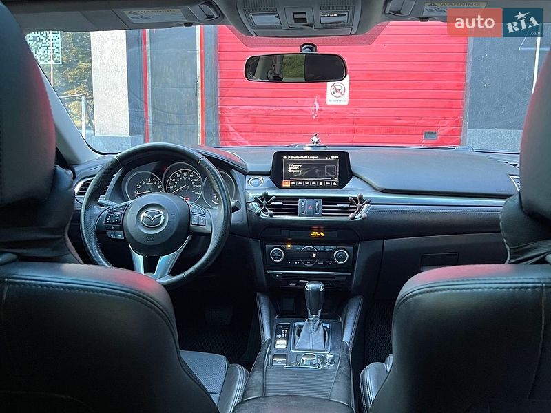 Седан Mazda 6 2015 в Львові