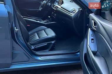 Седан Mazda 6 2015 в Львові