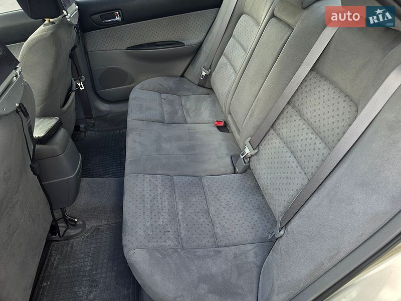 Седан Mazda 6 2005 в Тернополі