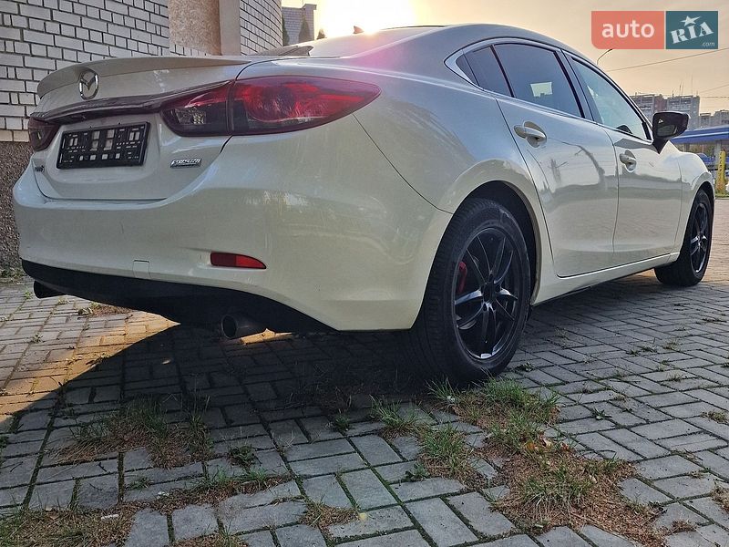 Седан Mazda 6 2013 в Дніпрі