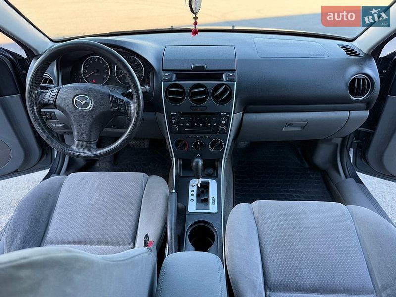Седан Mazda 6 2005 в Днепре