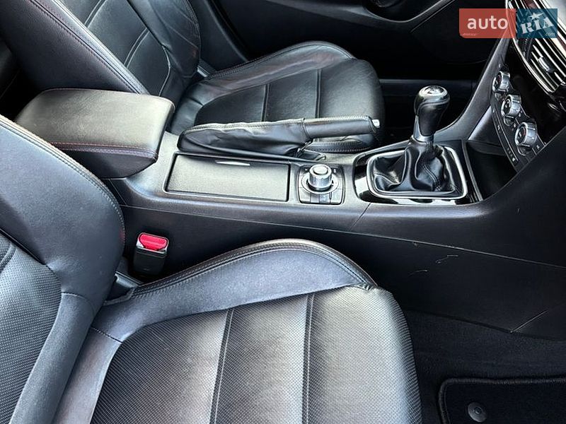 Універсал Mazda 6 2013 в Рівному
