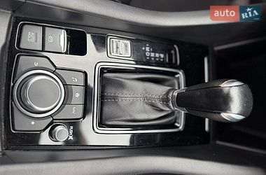 Седан Mazda 6 2018 в Львові