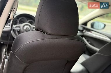 Седан Mazda 6 2018 в Львові