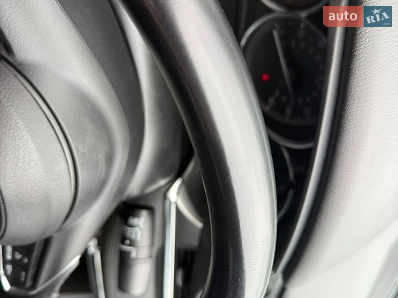 Седан Mazda 6 2018 в Львові