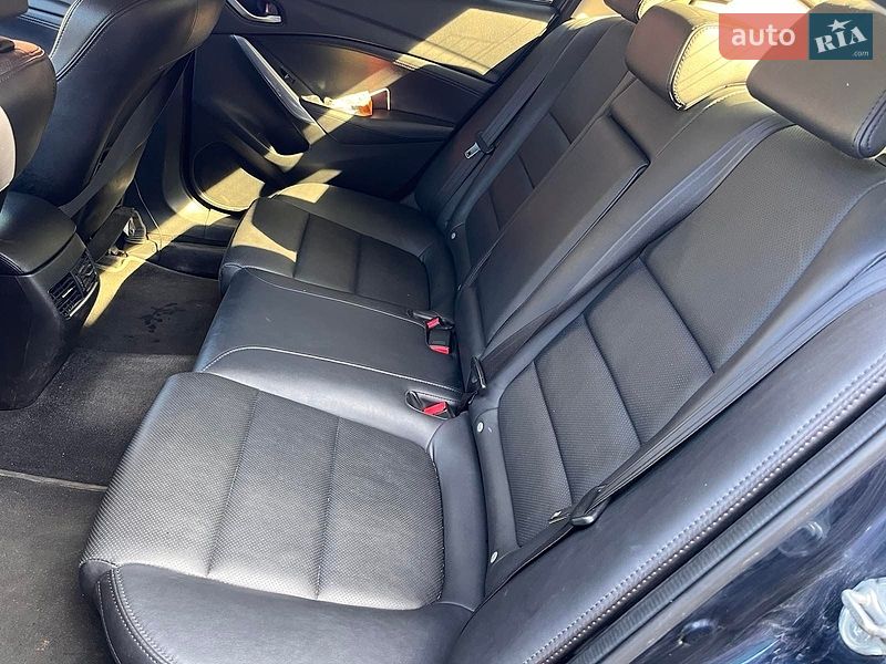 Седан Mazda 6 2015 в Шацьку