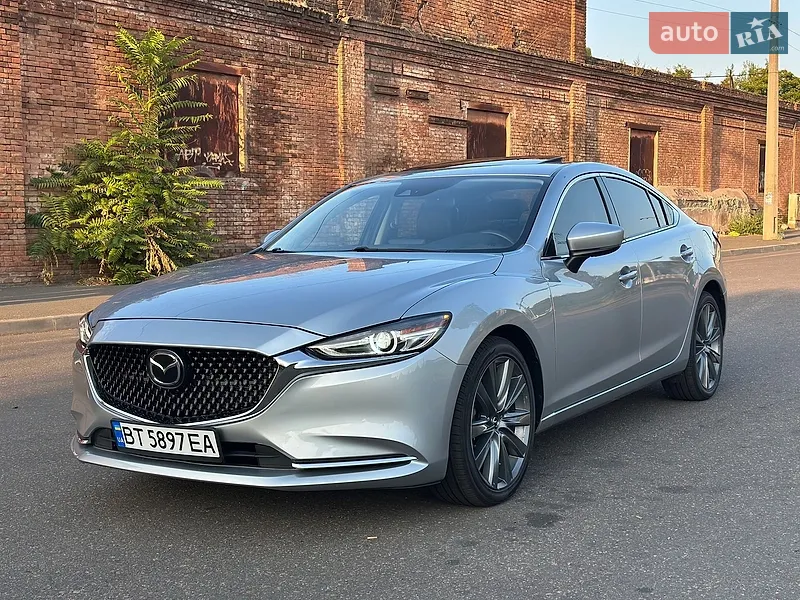 Mazda 6