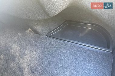 Седан Mazda 6 2018 в Львові