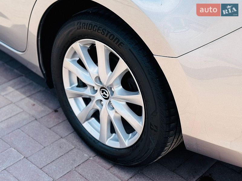 Універсал Mazda 6 2013 в Здолбуніві