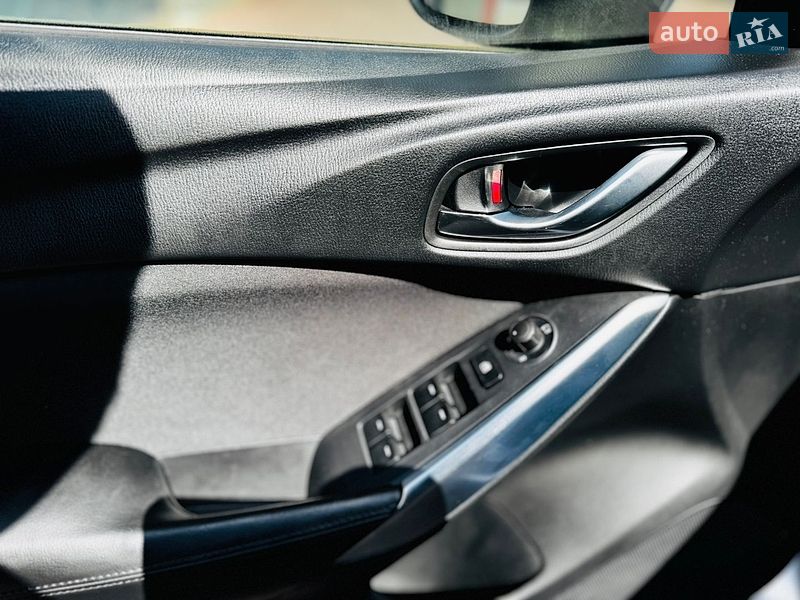 Універсал Mazda 6 2013 в Здолбуніві