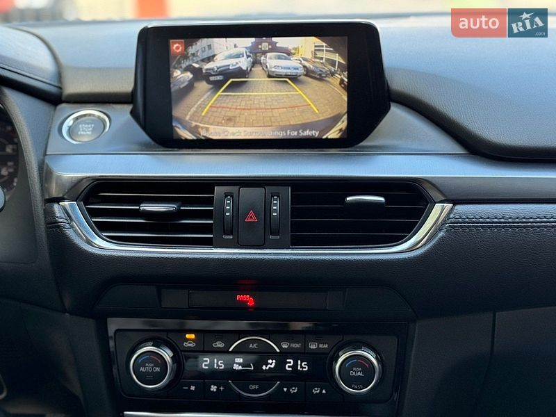 Седан Mazda 6 2016 в Днепре