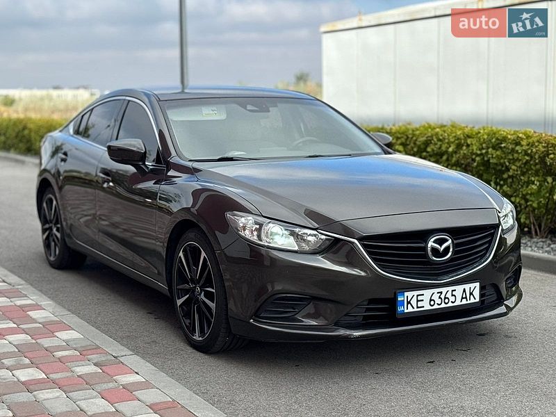 Седан Mazda 6 2016 в Днепре