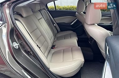 Седан Mazda 6 2016 в Днепре