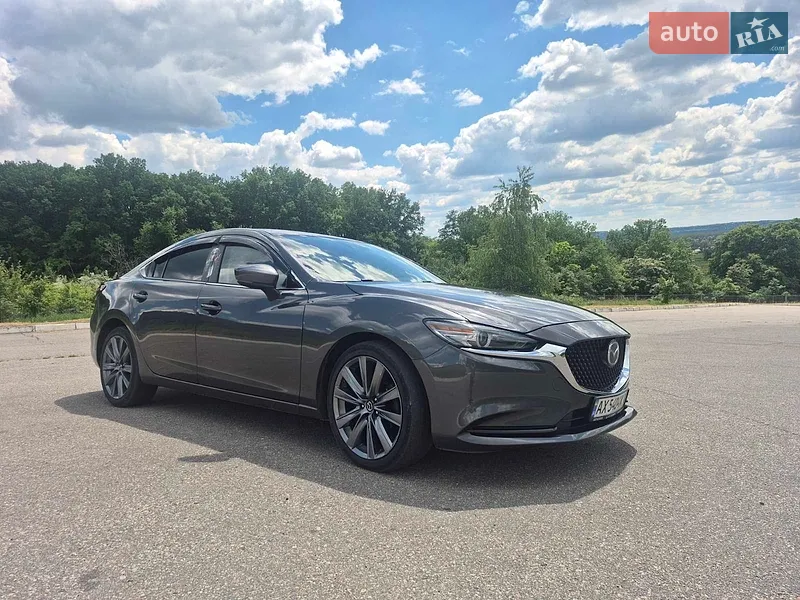 Mazda 6