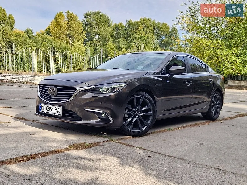 Mazda 6