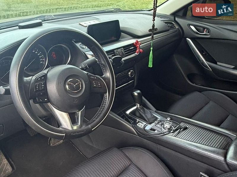 Седан Mazda 6 2015 в Киеве