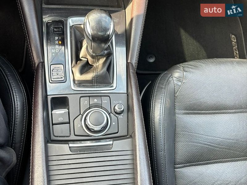 Седан Mazda 6 2016 в Киеве