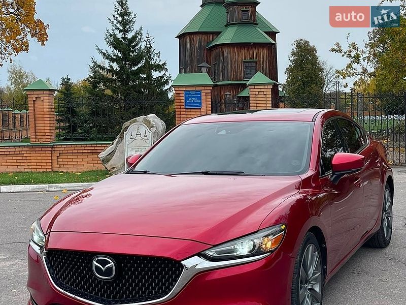 Седан Mazda 6 2018 в Ромнах