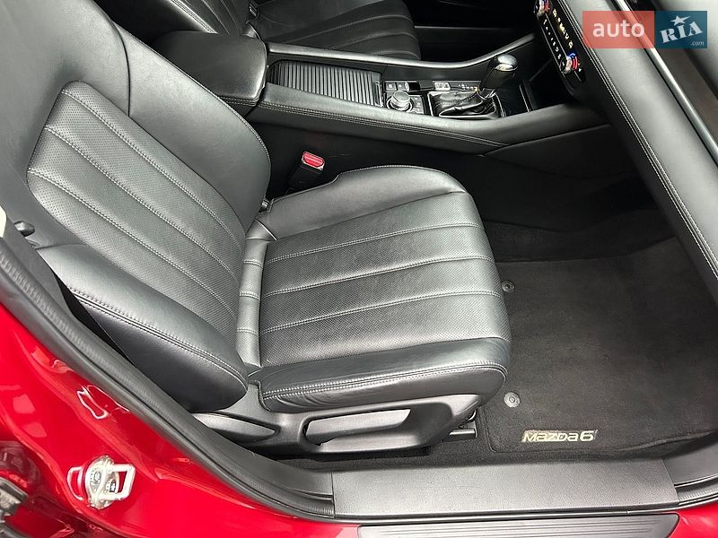 Седан Mazda 6 2018 в Днепре
