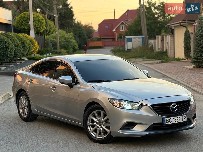 Седан Mazda 6 2017 в Чернигове