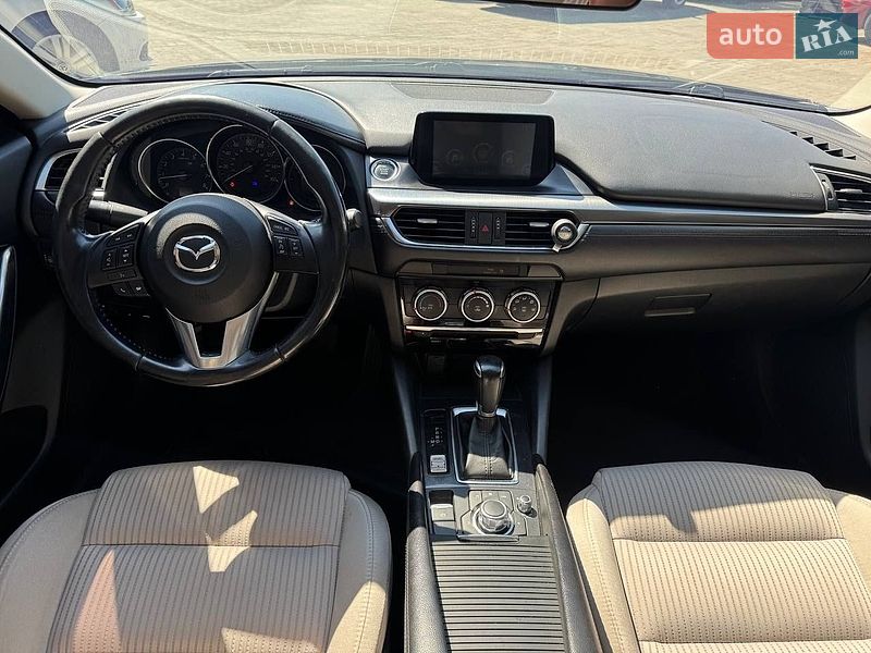 Седан Mazda 6 2016 в Дніпрі