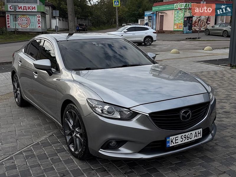 Седан Mazda 6 2013 в Днепре