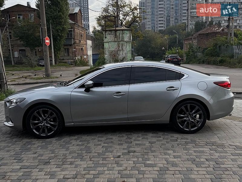 Седан Mazda 6 2013 в Днепре