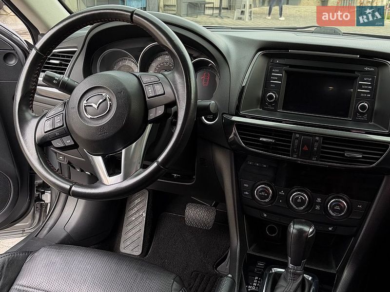 Седан Mazda 6 2013 в Днепре