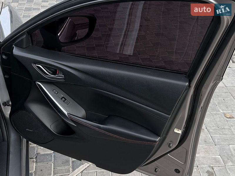 Седан Mazda 6 2013 в Днепре