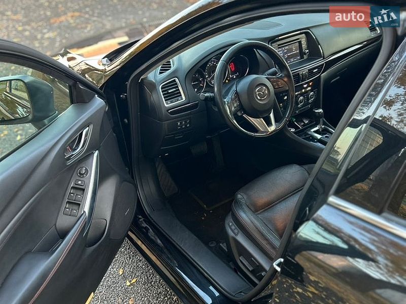 Седан Mazda 6 2014 в Луцьку
