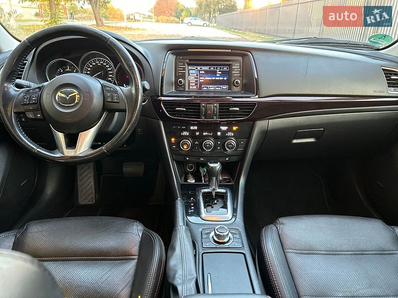 Седан Mazda 6 2014 в Луцьку