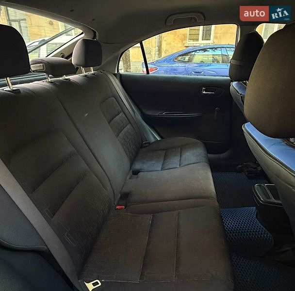 Лифтбек Mazda 6 2002 в Львове