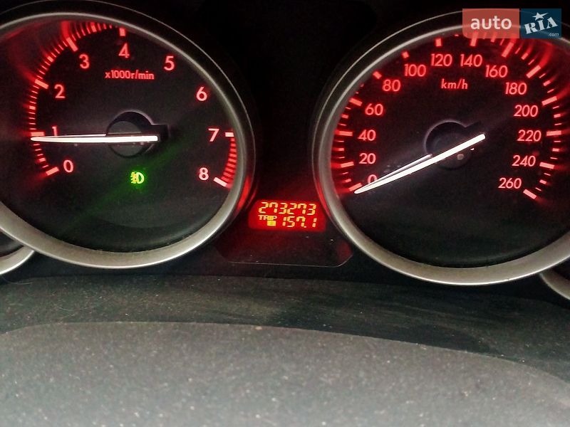 Седан Mazda 6 2011 в Городке