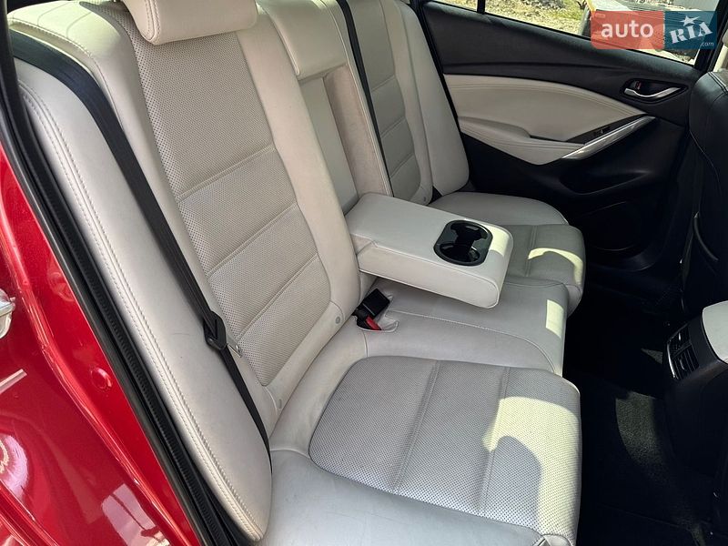 Седан Mazda 6 2017 в Стрые