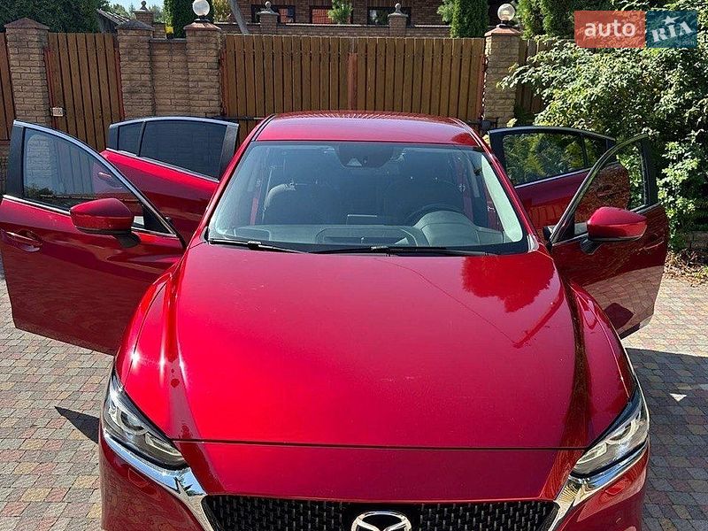 Седан Mazda 6 2018 в Луцке